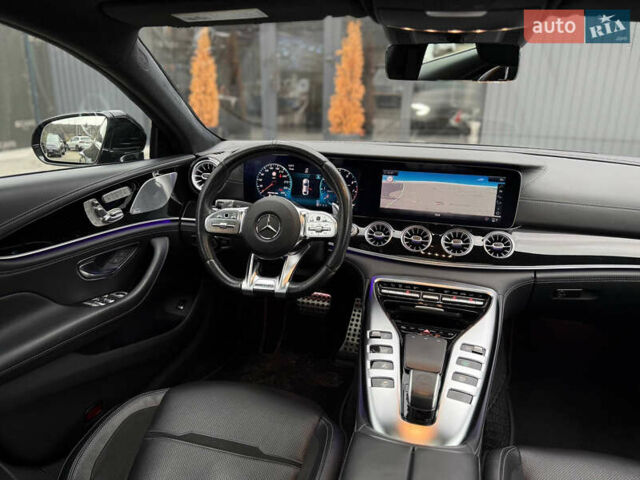 Черный Мерседес AMG GT 4-Door Coupe, объемом двигателя 3 л и пробегом 94 тыс. км за 79000 $, фото 9 на Automoto.ua