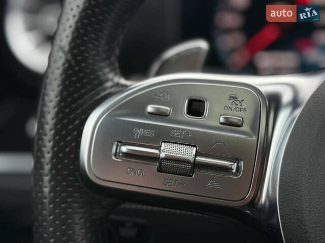 Черный Мерседес AMG GT 4-Door Coupe, объемом двигателя 3 л и пробегом 94 тыс. км за 79000 $, фото 25 на Automoto.ua