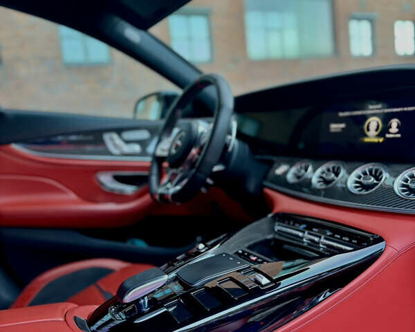 Черный Мерседес AMG GT 4-Door Coupe, объемом двигателя 3 л и пробегом 64 тыс. км за 100000 $, фото 14 на Automoto.ua