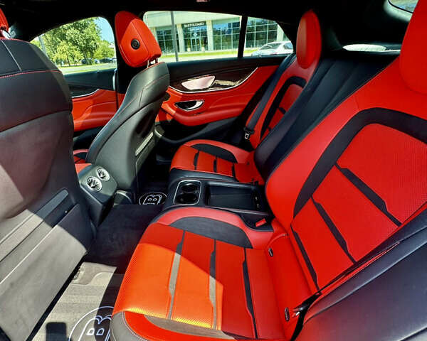 Чорний Мерседес AMG GT 4-Door Coupe, об'ємом двигуна 3 л та пробігом 64 тис. км за 115000 $, фото 15 на Automoto.ua