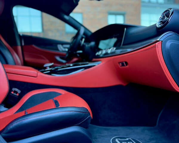 Черный Мерседес AMG GT 4-Door Coupe, объемом двигателя 3 л и пробегом 64 тыс. км за 100000 $, фото 12 на Automoto.ua