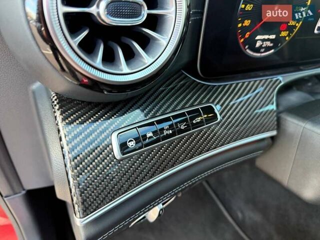 Красный Мерседес AMG GT 4-Door Coupe, объемом двигателя 3.98 л и пробегом 105 тыс. км за 94990 $, фото 22 на Automoto.ua