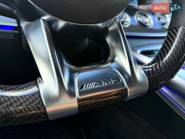 Красный Мерседес AMG GT 4-Door Coupe, объемом двигателя 3.98 л и пробегом 105 тыс. км за 94990 $, фото 26 на Automoto.ua