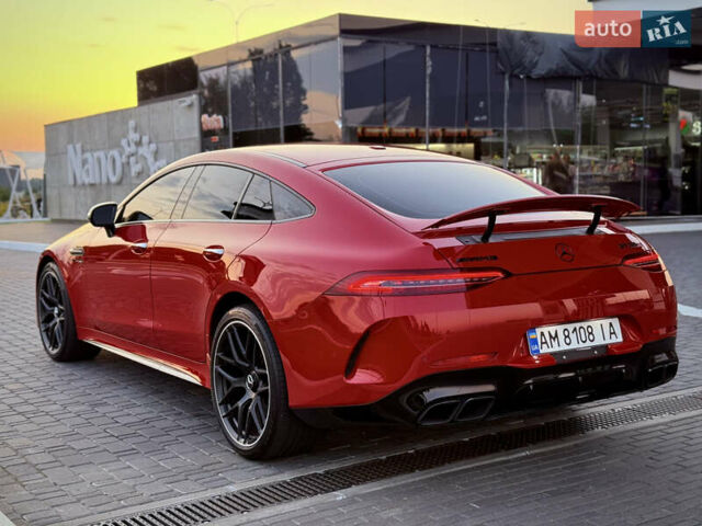 Красный Мерседес AMG GT 4-Door Coupe, объемом двигателя 4 л и пробегом 99 тыс. км за 90900 $, фото 10 на Automoto.ua