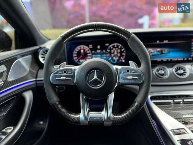 Красный Мерседес AMG GT 4-Door Coupe, объемом двигателя 3.98 л и пробегом 105 тыс. км за 94990 $, фото 25 на Automoto.ua