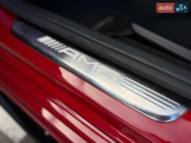 Красный Мерседес AMG GT 4-Door Coupe, объемом двигателя 3.98 л и пробегом 105 тыс. км за 94990 $, фото 18 на Automoto.ua
