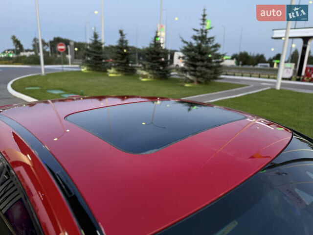 Красный Мерседес AMG GT 4-Door Coupe, объемом двигателя 4 л и пробегом 99 тыс. км за 90900 $, фото 27 на Automoto.ua