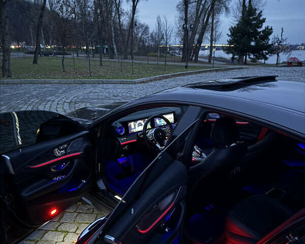 Серый Мерседес AMG GT 4-Door Coupe, объемом двигателя 3 л и пробегом 103 тыс. км за 69000 $, фото 21 на Automoto.ua