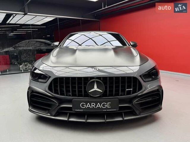 Серый Мерседес AMG GT 4-Door Coupe, объемом двигателя 4 л и пробегом 37 тыс. км за 184900 $, фото 2 на Automoto.ua