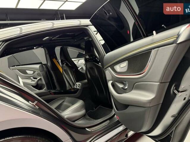 Серый Мерседес AMG GT 4-Door Coupe, объемом двигателя 4 л и пробегом 37 тыс. км за 184900 $, фото 43 на Automoto.ua