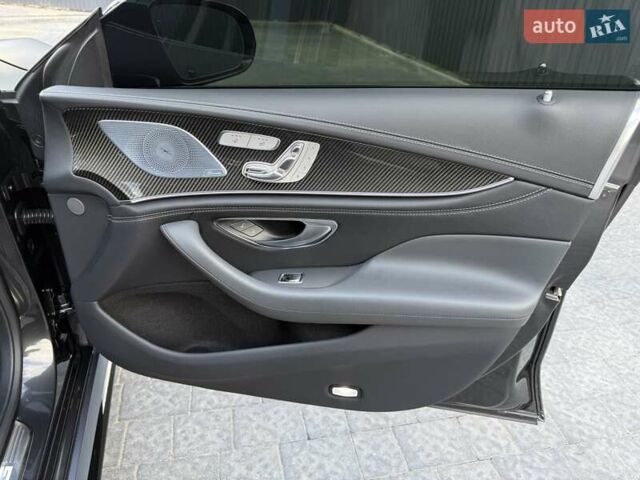 Серый Мерседес AMG GT 4-Door Coupe, объемом двигателя 3 л и пробегом 69 тыс. км за 85000 $, фото 29 на Automoto.ua