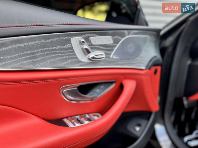 Серый Мерседес AMG GT 4-Door Coupe, объемом двигателя 0 л и пробегом 60 тыс. км за 93900 $, фото 39 на Automoto.ua