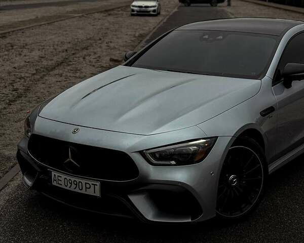 Серый Мерседес AMG GT 4-Door Coupe, объемом двигателя 3 л и пробегом 59 тыс. км за 88999 $, фото 3 на Automoto.ua