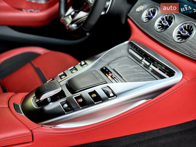 Серый Мерседес AMG GT 4-Door Coupe, объемом двигателя 0 л и пробегом 60 тыс. км за 93900 $, фото 27 на Automoto.ua