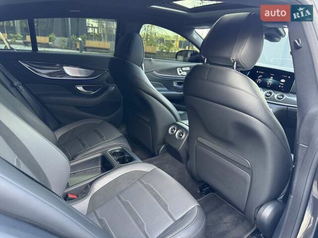 Серый Мерседес AMG GT 4-Door Coupe, объемом двигателя 3 л и пробегом 69 тыс. км за 85000 $, фото 26 на Automoto.ua