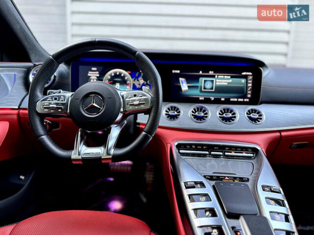 Серый Мерседес AMG GT 4-Door Coupe, объемом двигателя 0 л и пробегом 60 тыс. км за 93900 $, фото 19 на Automoto.ua