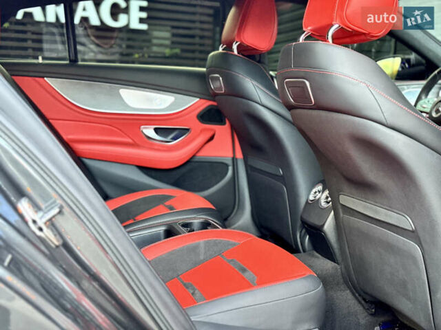 Серый Мерседес AMG GT 4-Door Coupe, объемом двигателя 0 л и пробегом 60 тыс. км за 93900 $, фото 32 на Automoto.ua