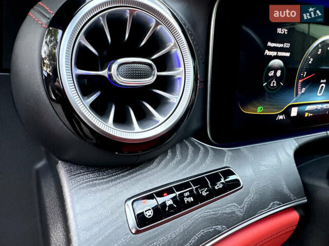 Серый Мерседес AMG GT 4-Door Coupe, объемом двигателя 0 л и пробегом 60 тыс. км за 93900 $, фото 40 на Automoto.ua