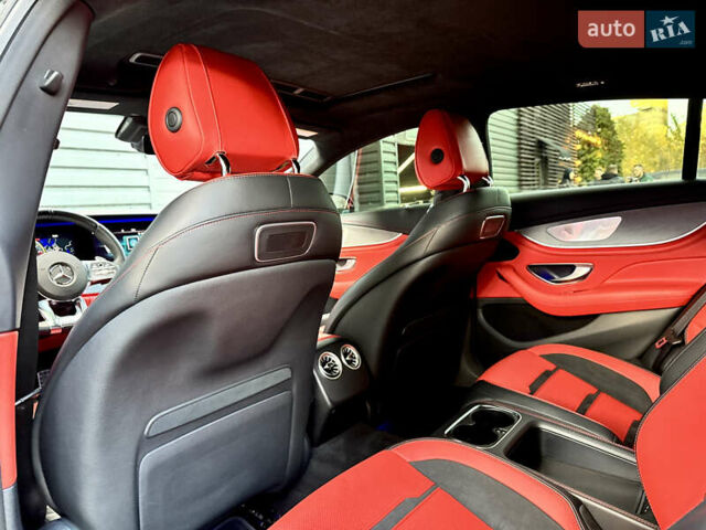 Серый Мерседес AMG GT 4-Door Coupe, объемом двигателя 0 л и пробегом 60 тыс. км за 93900 $, фото 34 на Automoto.ua