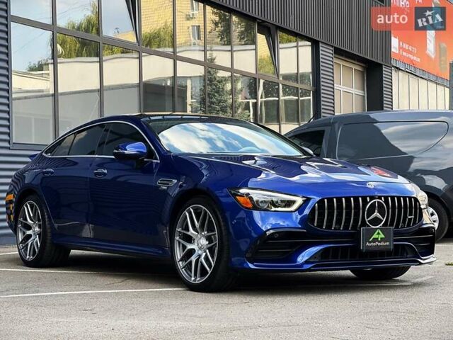 Синий Мерседес AMG GT 4-Door Coupe, объемом двигателя 3 л и пробегом 29 тыс. км за 94999 $, фото 2 на Automoto.ua