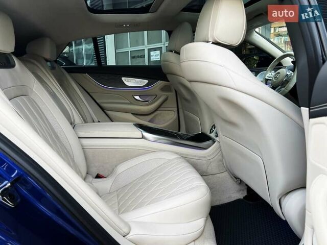 Синий Мерседес AMG GT 4-Door Coupe, объемом двигателя 3 л и пробегом 29 тыс. км за 93999 $, фото 32 на Automoto.ua