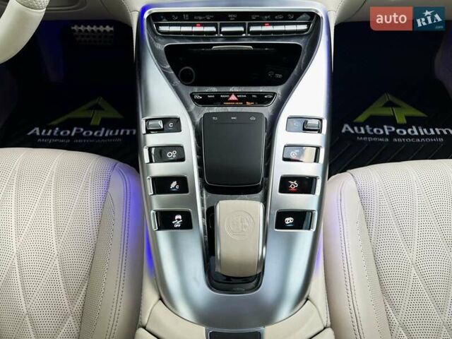 Синий Мерседес AMG GT 4-Door Coupe, объемом двигателя 3 л и пробегом 29 тыс. км за 93999 $, фото 40 на Automoto.ua