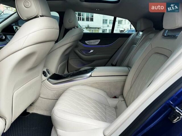 Синий Мерседес AMG GT 4-Door Coupe, объемом двигателя 3 л и пробегом 29 тыс. км за 94999 $, фото 29 на Automoto.ua