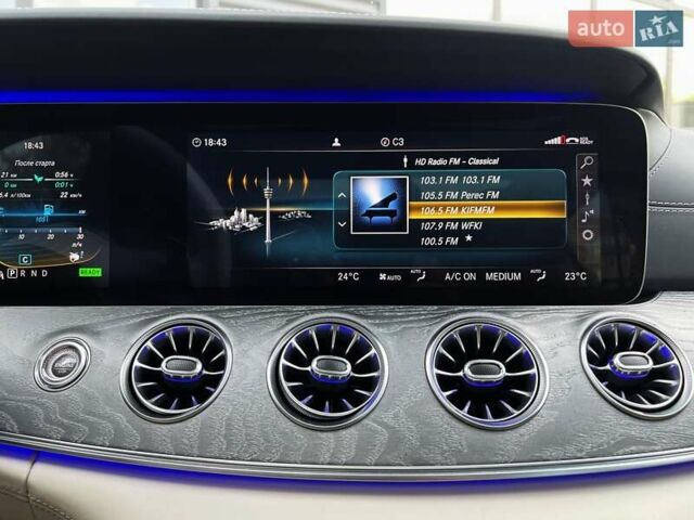 Синий Мерседес AMG GT 4-Door Coupe, объемом двигателя 3 л и пробегом 29 тыс. км за 94999 $, фото 41 на Automoto.ua
