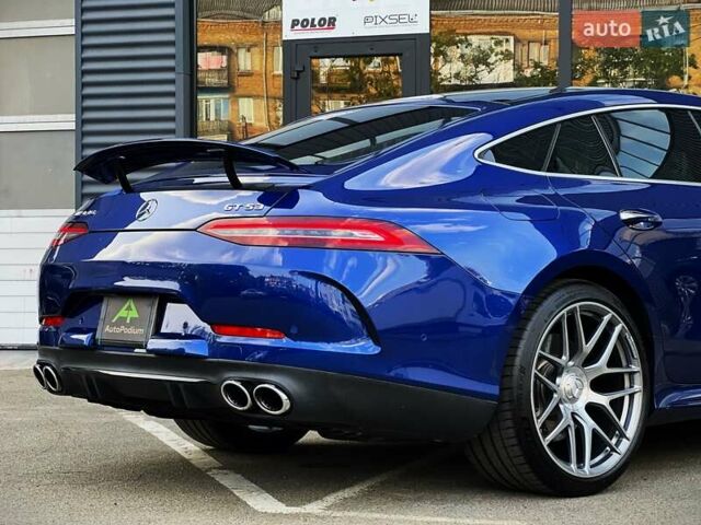 Синий Мерседес AMG GT 4-Door Coupe, объемом двигателя 3 л и пробегом 29 тыс. км за 94999 $, фото 18 на Automoto.ua