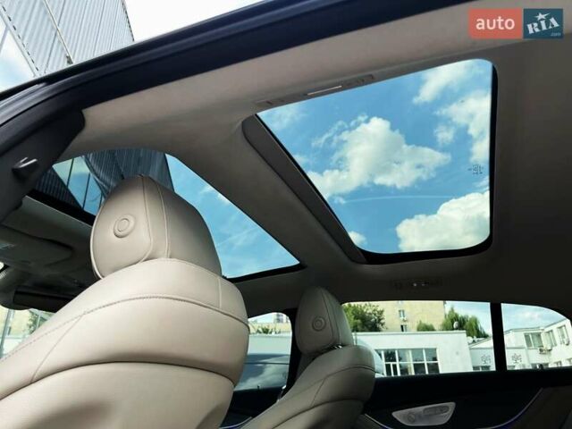 Синий Мерседес AMG GT 4-Door Coupe, объемом двигателя 3 л и пробегом 29 тыс. км за 93999 $, фото 30 на Automoto.ua