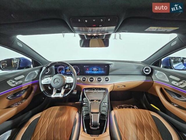 Синий Мерседес AMG GT 4-Door Coupe, объемом двигателя 4 л и пробегом 23 тыс. км за 174999 $, фото 19 на Automoto.ua