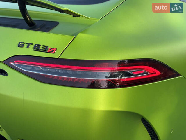 Зеленый Мерседес AMG GT 4-Door Coupe, объемом двигателя 4 л и пробегом 69 тыс. км за 92000 $, фото 19 на Automoto.ua