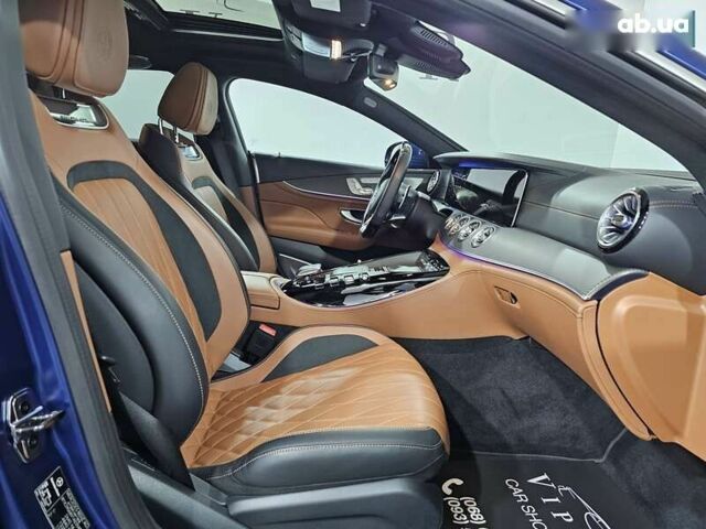 Мерседес AMG GT 4, об'ємом двигуна 2.45 л та пробігом 23 тис. км за 171999 $, фото 20 на Automoto.ua