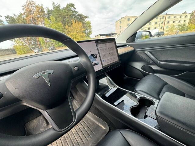 Серый Мерседес B 250e, объемом двигателя 0 л и пробегом 0 тыс. км за 25800 $, фото 3 на Automoto.ua