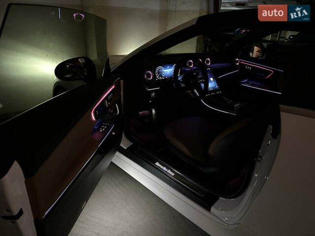 Білий Мерседес CLE-Class Cabrio, об'ємом двигуна 2 л та пробігом 1 тис. км за 90500 $, фото 14 на Automoto.ua