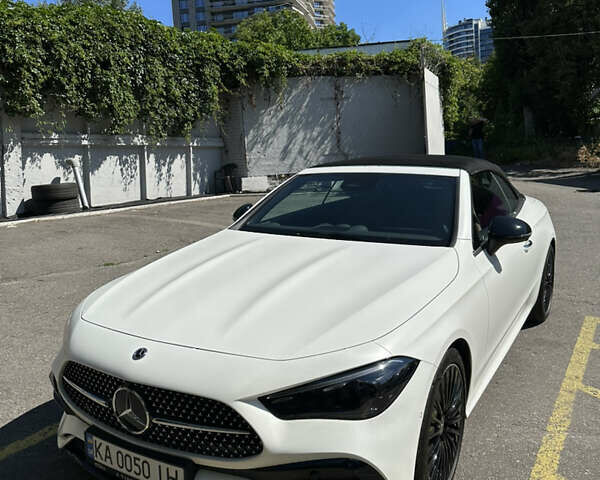 Білий Мерседес CLE-Class Cabrio, об'ємом двигуна 2 л та пробігом 1 тис. км за 90500 $, фото 9 на Automoto.ua