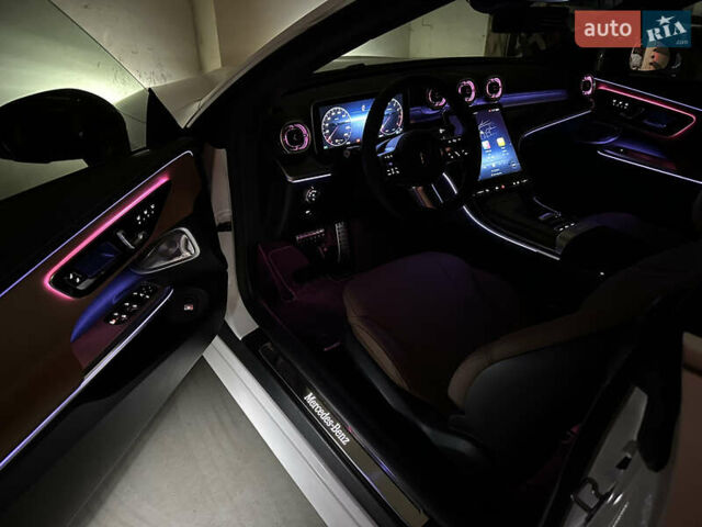 Білий Мерседес CLE-Class Cabrio, об'ємом двигуна 2 л та пробігом 1 тис. км за 95000 $, фото 13 на Automoto.ua