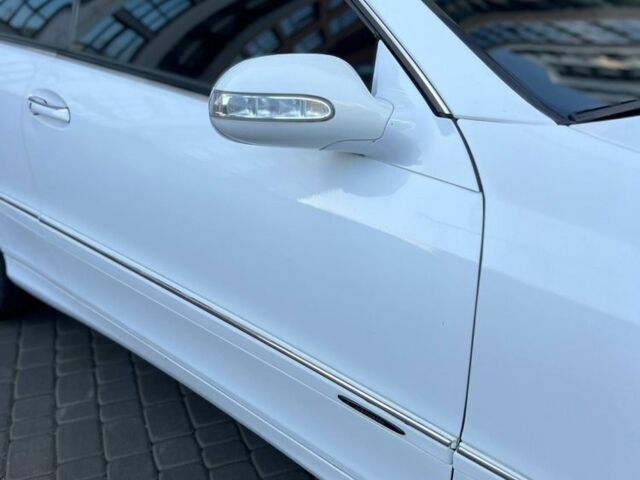 Белый Мерседес CLK-Class, объемом двигателя 2.6 л и пробегом 241 тыс. км за 5899 $, фото 10 на Automoto.ua