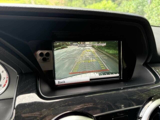 Белый Мерседес CLK-Class, объемом двигателя 3.5 л и пробегом 104 тыс. км за 12300 $, фото 12 на Automoto.ua