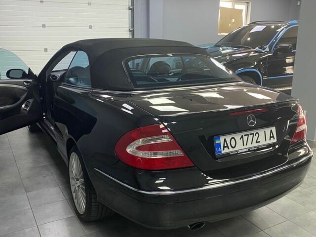 Черный Мерседес CLK-Class, объемом двигателя 1.8 л и пробегом 180 тыс. км за 9800 $, фото 7 на Automoto.ua
