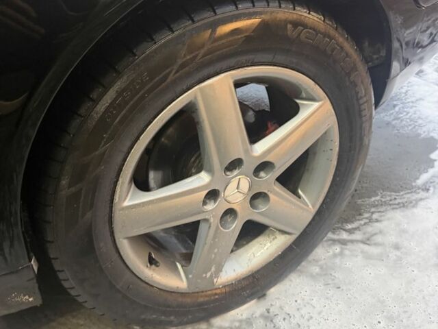 Чорний Мерседес CLK-Class, об'ємом двигуна 2.3 л та пробігом 300 тис. км за 2550 $, фото 9 на Automoto.ua