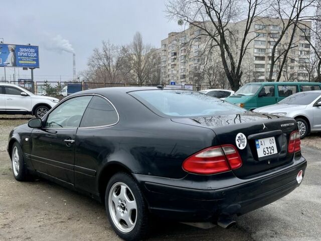 Чорний Мерседес CLK-Class, об'ємом двигуна 2 л та пробігом 345 тис. км за 2800 $, фото 5 на Automoto.ua