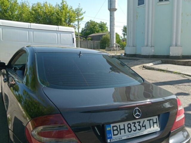 Черный Мерседес CLK-Class, объемом двигателя 2.7 л и пробегом 500 тыс. км за 7000 $, фото 3 на Automoto.ua
