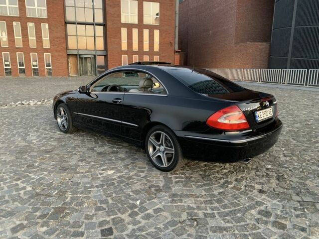 Черный Мерседес CLK-Class, объемом двигателя 1.8 л и пробегом 197 тыс. км за 7300 $, фото 12 на Automoto.ua