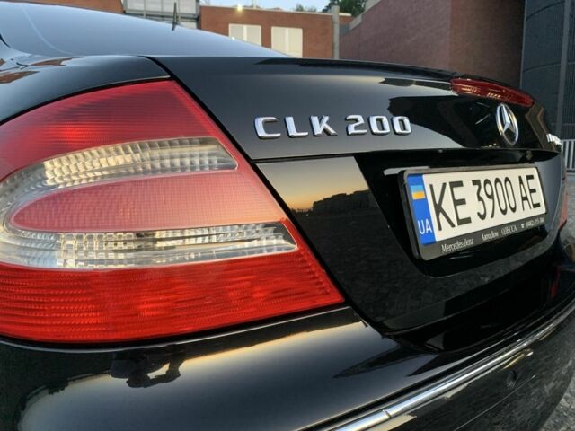 Черный Мерседес CLK-Class, объемом двигателя 1.8 л и пробегом 197 тыс. км за 7300 $, фото 16 на Automoto.ua