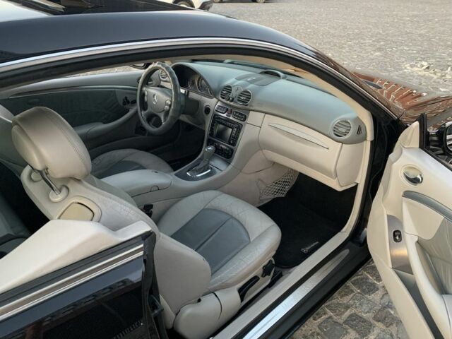 Черный Мерседес CLK-Class, объемом двигателя 1.8 л и пробегом 197 тыс. км за 7300 $, фото 20 на Automoto.ua