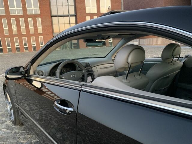 Черный Мерседес CLK-Class, объемом двигателя 1.8 л и пробегом 197 тыс. км за 7300 $, фото 15 на Automoto.ua
