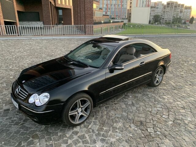 Черный Мерседес CLK-Class, объемом двигателя 1.8 л и пробегом 197 тыс. км за 7300 $, фото 2 на Automoto.ua