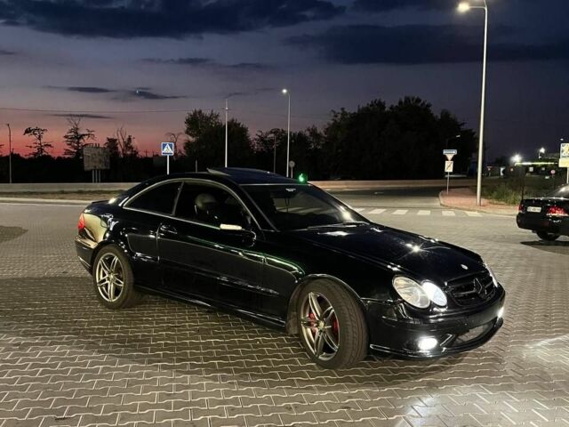 Черный Мерседес CLK-Class, объемом двигателя 5 л и пробегом 128 тыс. км за 5200 $, фото 9 на Automoto.ua