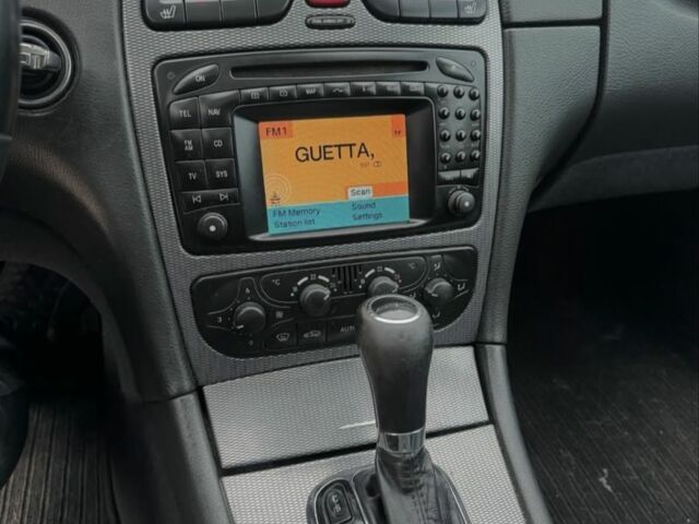 Черный Мерседес CLK-Class, объемом двигателя 0 л и пробегом 270 тыс. км за 3700 $, фото 9 на Automoto.ua